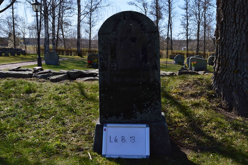 Grave number: LG B    13