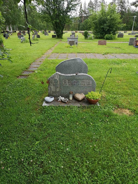 Hautatunnus: NK 12    58