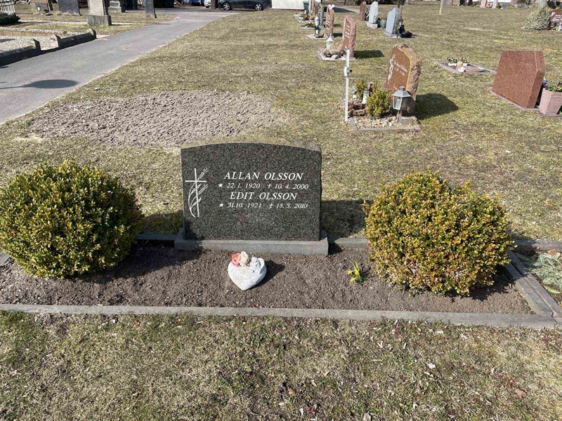 Grave number: VV 1   495, 496