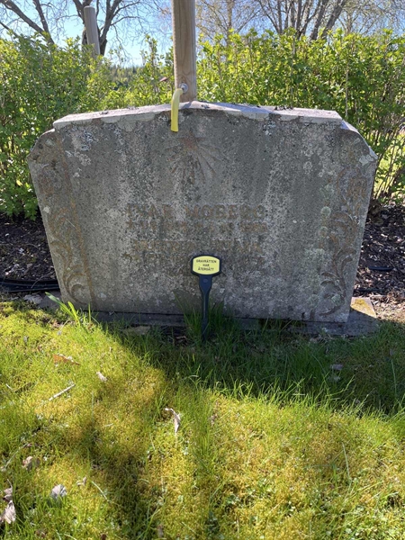 Grave number: 3 Ga 10    65-66