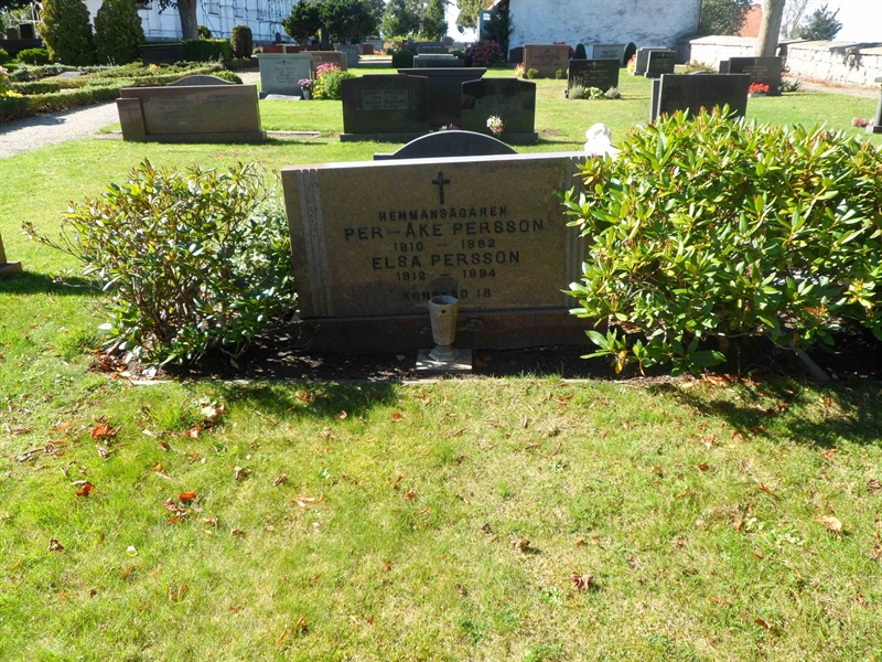Grave number: SK J    77, 78