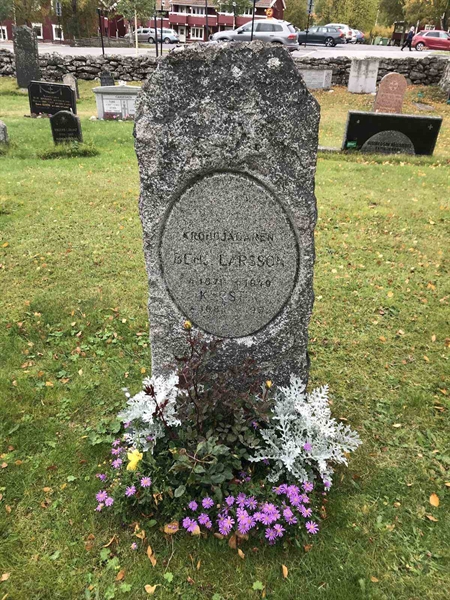 Grave number: ÅR A   125, 126