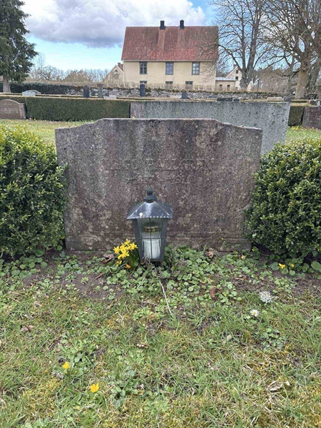 Gravnummer: FA   104