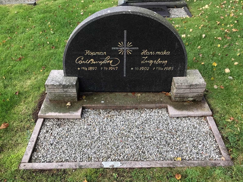 Grave number: SK 1 02  266, 267