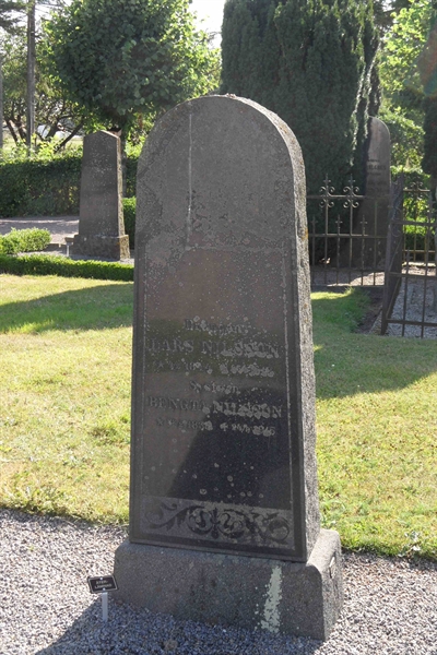 Grave number: ÖK 8    24