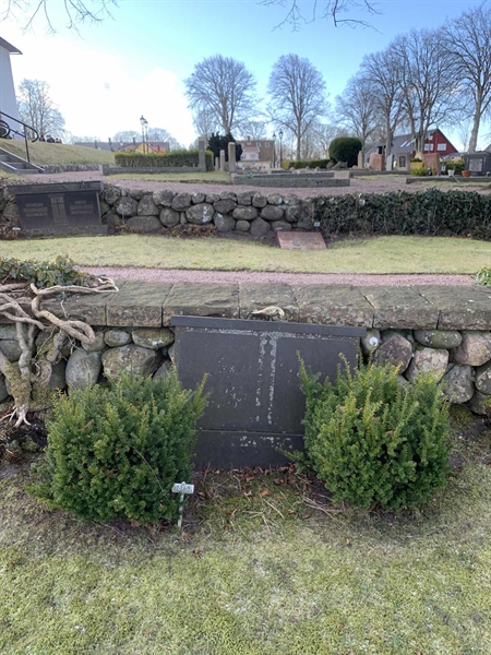 Grave number: SÖ F    56, 57