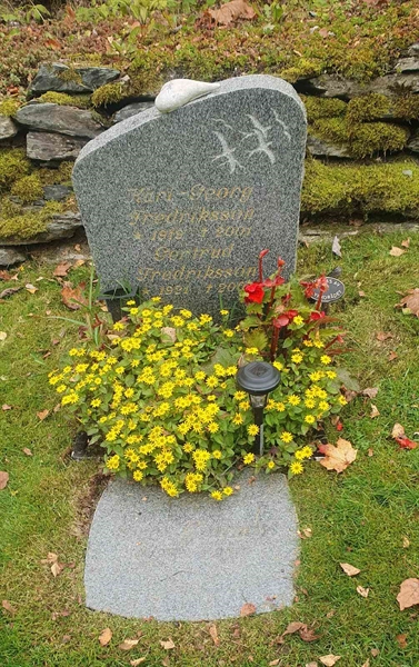 Gravnummer: 1 R    48