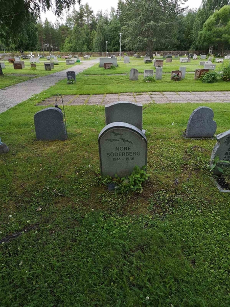 Hautatunnus: NK 13    11