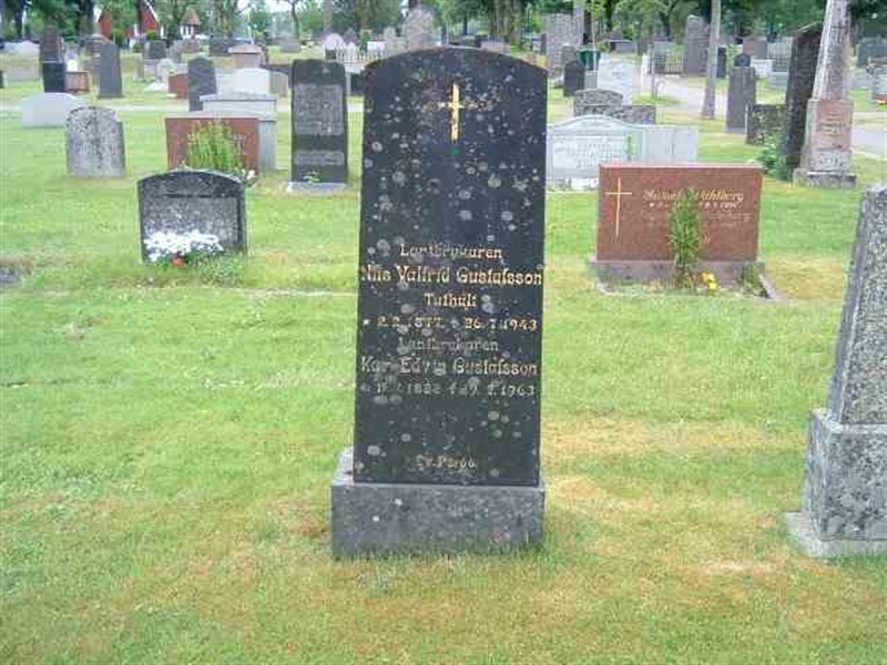 Grave number: 01 F   161, 162