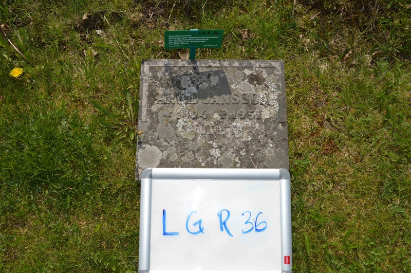 Grave number: LG R    36