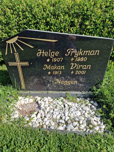Grave number: 501 24 4937-4938