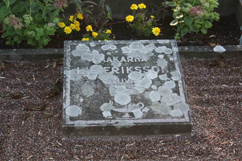 Grave number: 1 K A  105