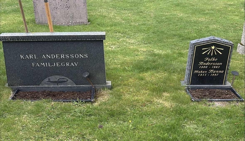 Grave number: 4 1C    51