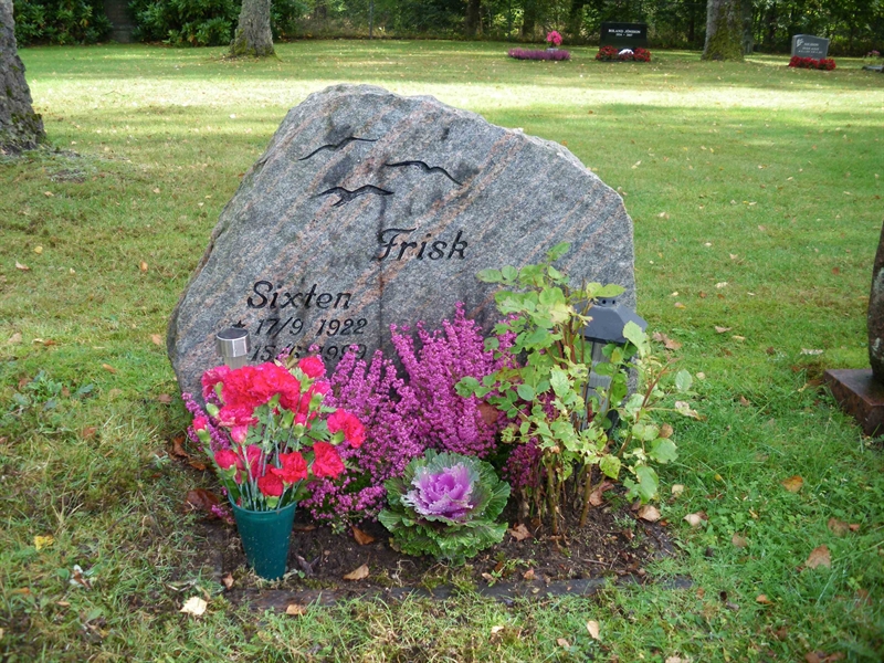 Grave number: SB 70     4
