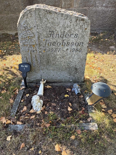 Grave number: 22 HU     1