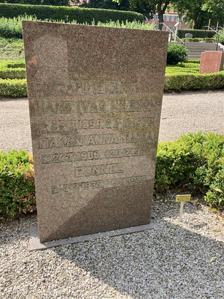 Hautatunnus: Ö VSN    32