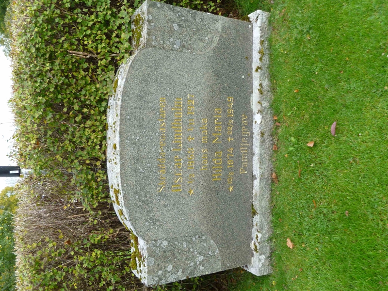 Grave number: ROG B  161, 162