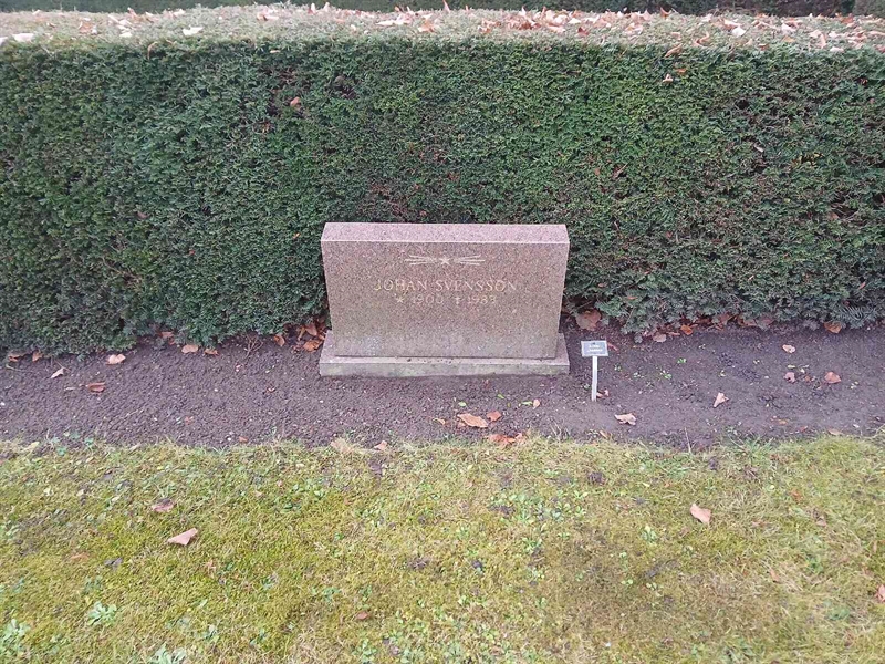 Grave number: FE E    30