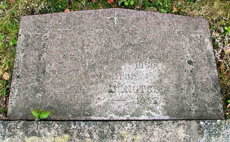 Grave number: 1 2B    25, 26