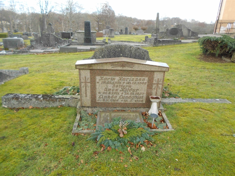 Grave number: NÅ G1    56, 57, 58, 59