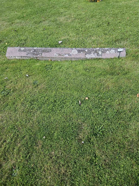 Hautatunnus: Fr 7   852-853