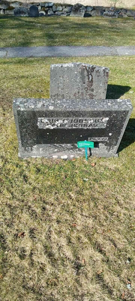 Gravnummer: 3 Ga G    25-26