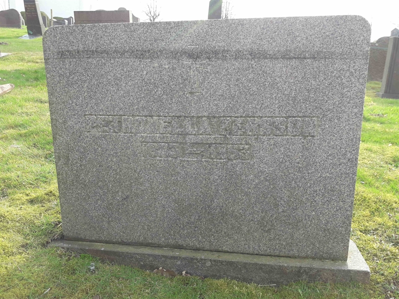 Grave number: TÖ 4    99