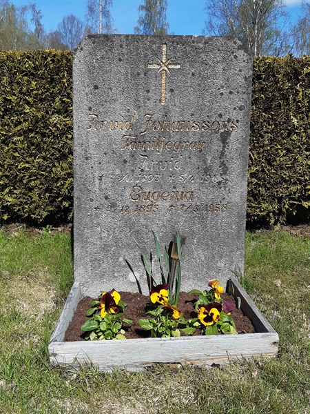 Grave number: KA 01    39