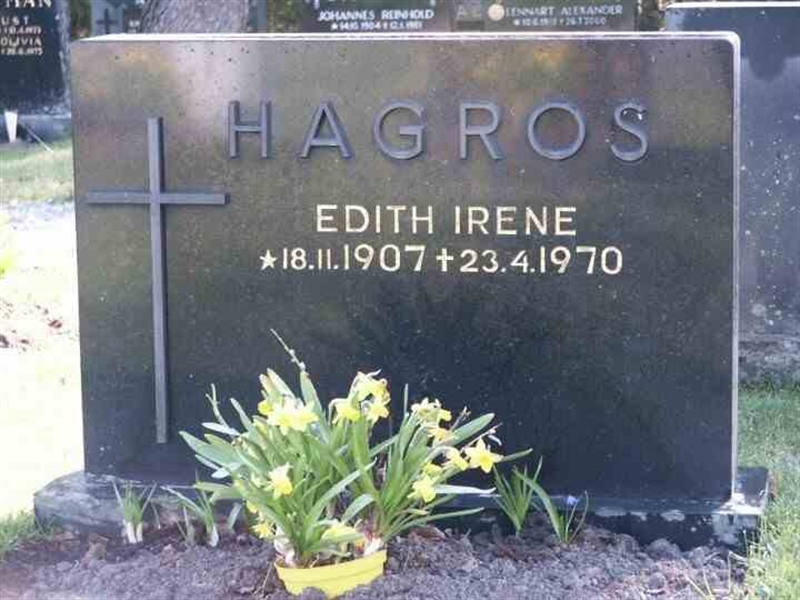 Grave number: 1 GA 06 536-538
