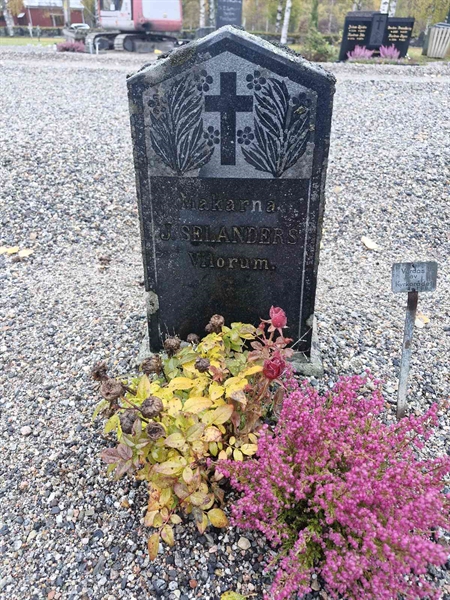 Grave number: AK A   797-799