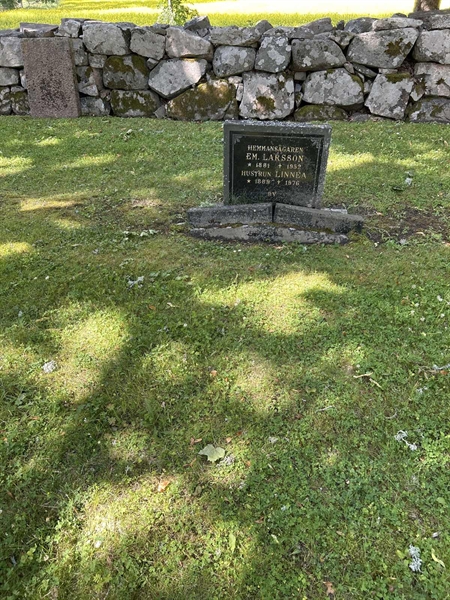 Grave number: 2 G  649-650