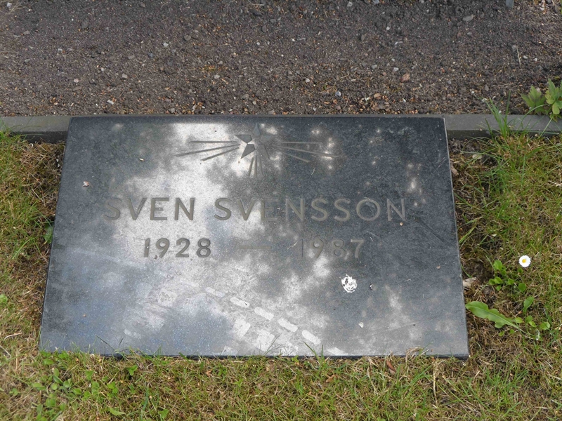 Grave number: ÖV K    99, 100