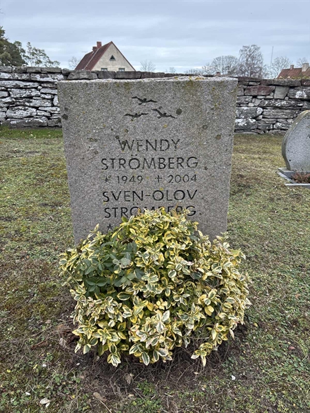 Grave number: A B 2