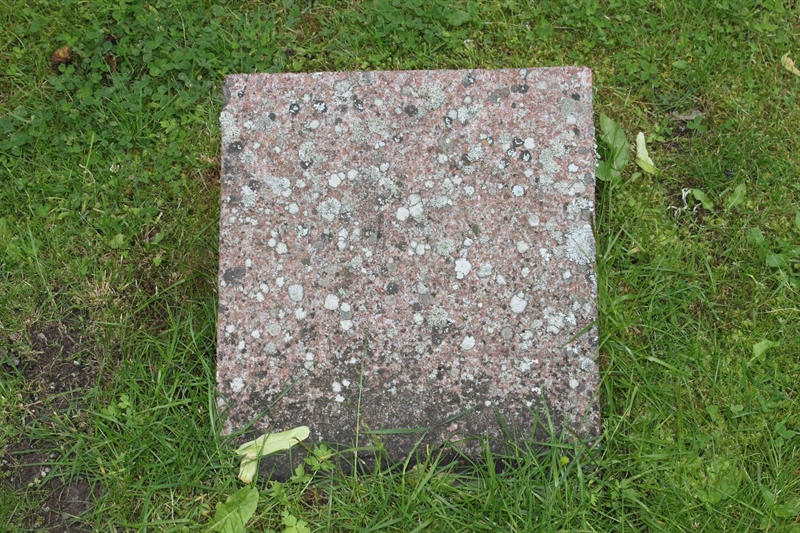 Grave number: GK NASAR    70