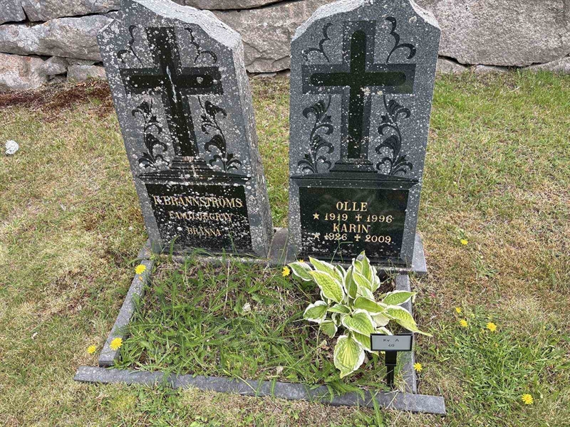 Grave number: 003 A    40