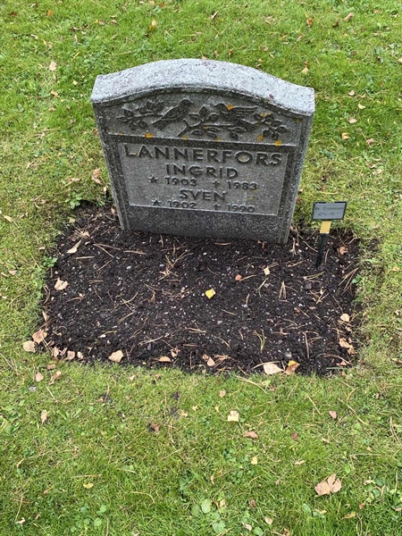 Grave number: 2 C  1024-1025