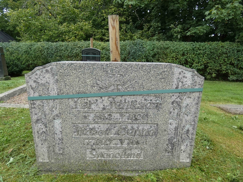Grave number: TÖ 6   357