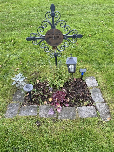 Gravnummer: 2 C     4-5