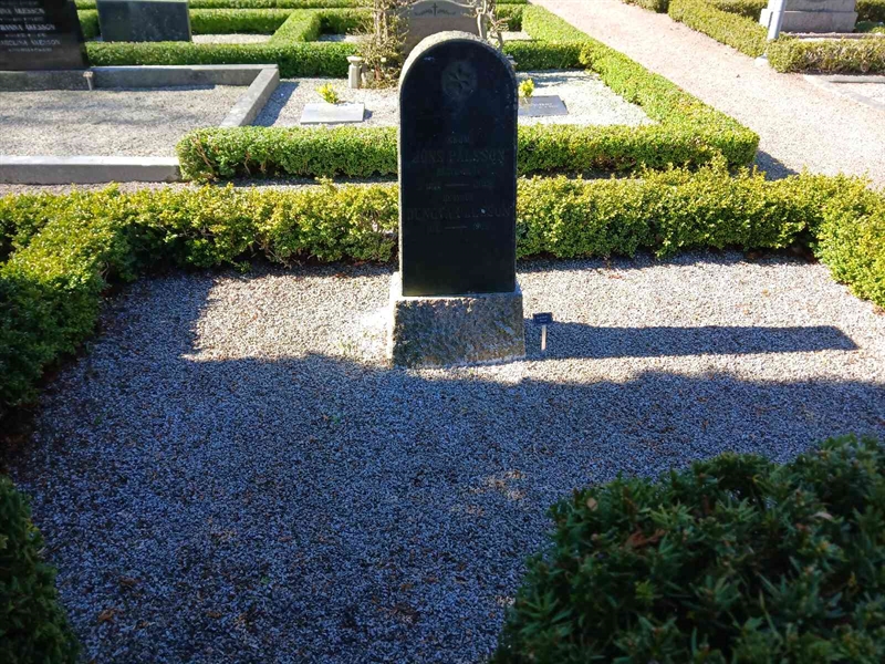 Grave number: NV A     45