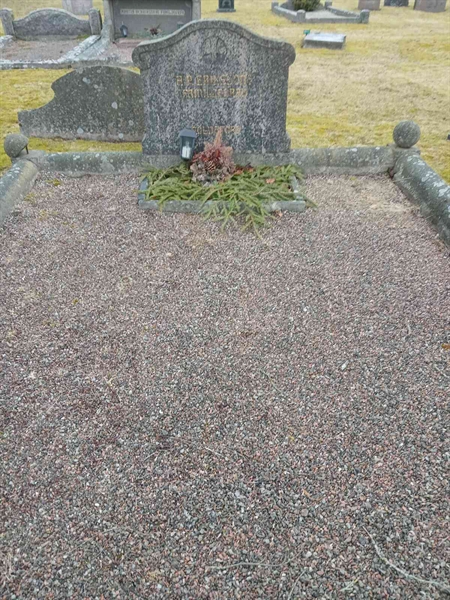 Gravnummer: 2 8  275, 276, 277, 278