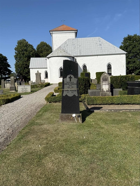 Gravnummer: AN 5    32, 33