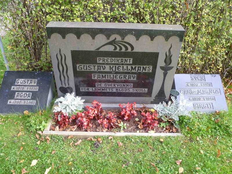 Grave number: ROG B  152, 153