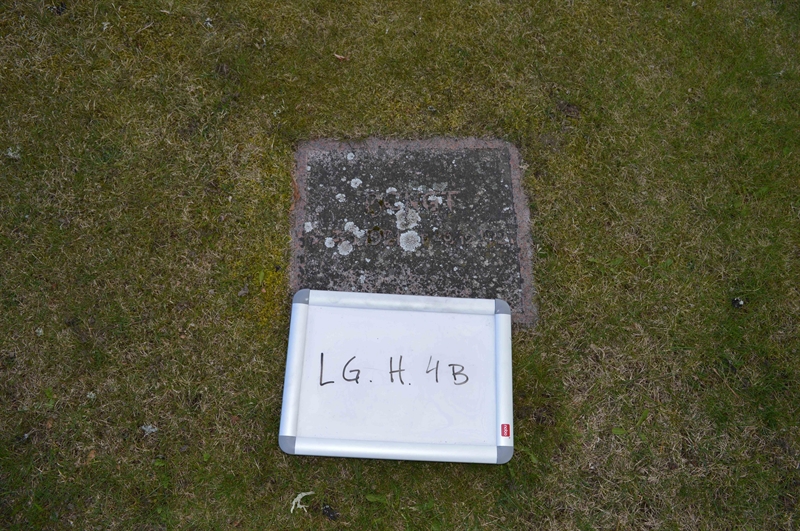 Grave number: LG H     4B