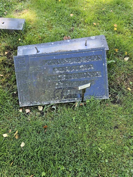 Grave number: Fr 7   181-182