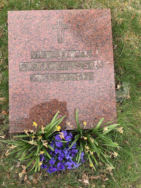 Grave number: NK D    96, 97