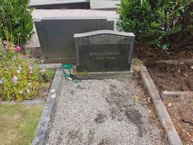 Grave number: ÖB 5    38A