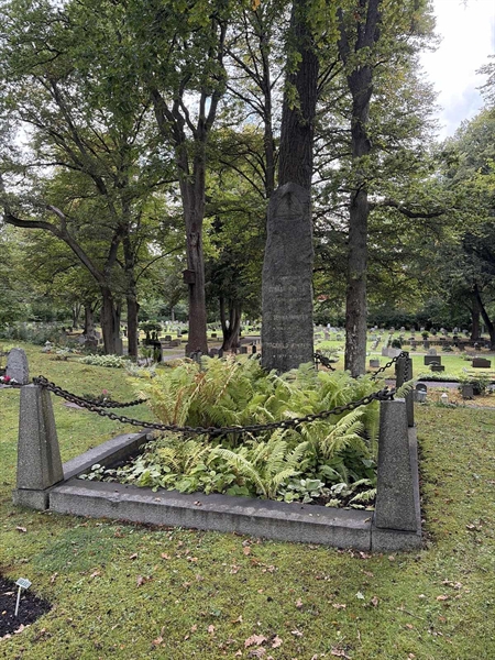 Grave number: 1 U    16