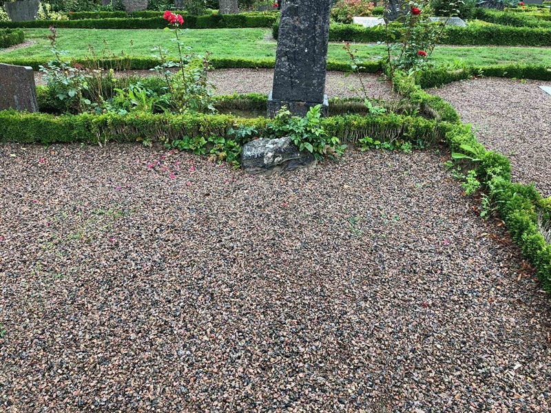 Grave number: Kå 36    41, 42, 43