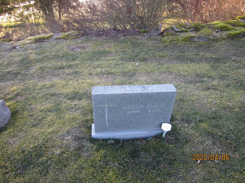 Grave number: 05 R  122B