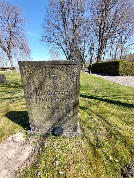 Grave number: HÖ 2   88, 89